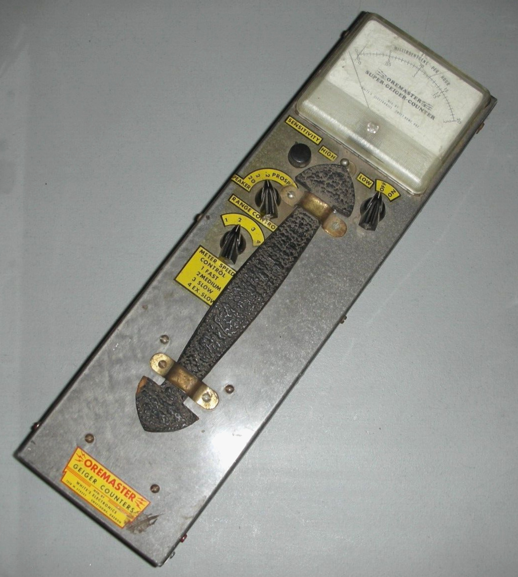 - Vintage Whites Electronics OREMASTER Geiger Counter - L3TSM-55