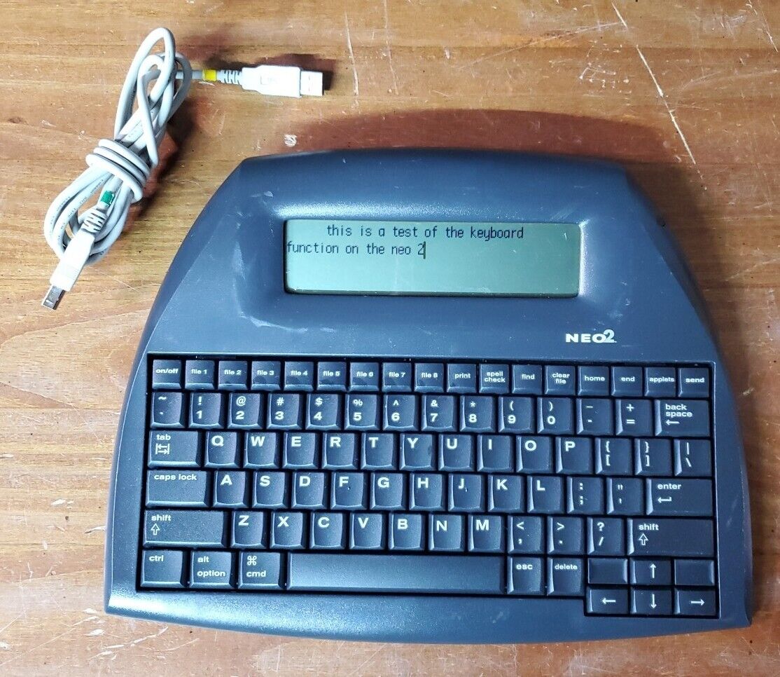 AlphaSmart NEO 2 Renissance Learning Tested Word Processor Batteries USB Cable 
